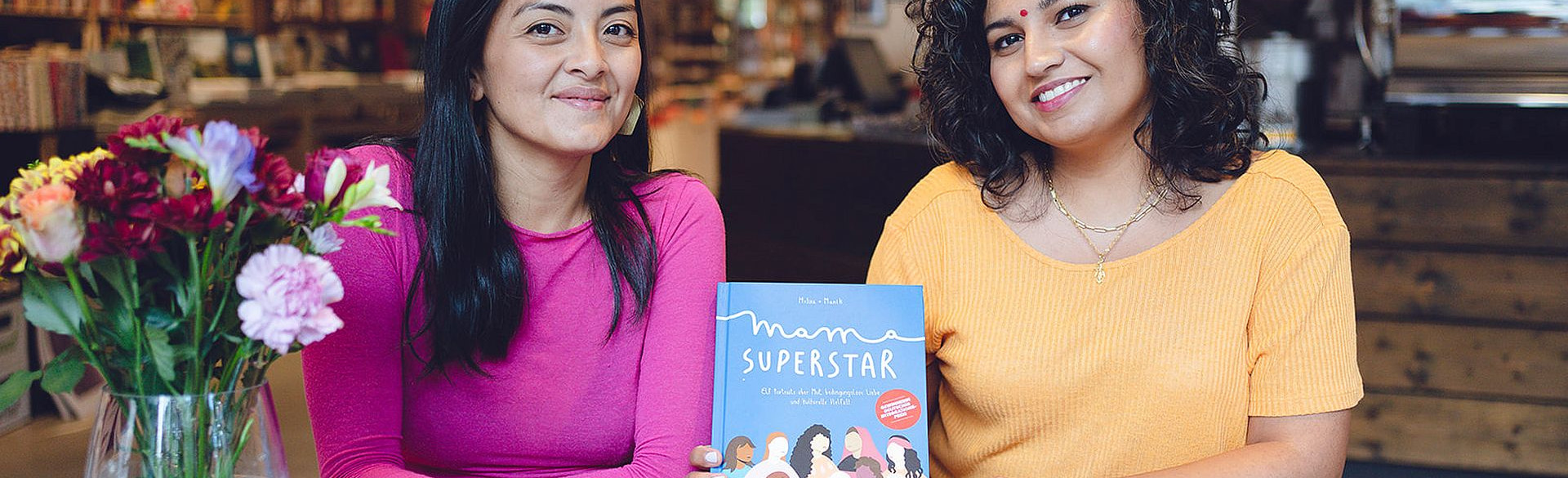 Melisa Manrique und Manik Chander mit ihrem Buch "Mama Superstar"